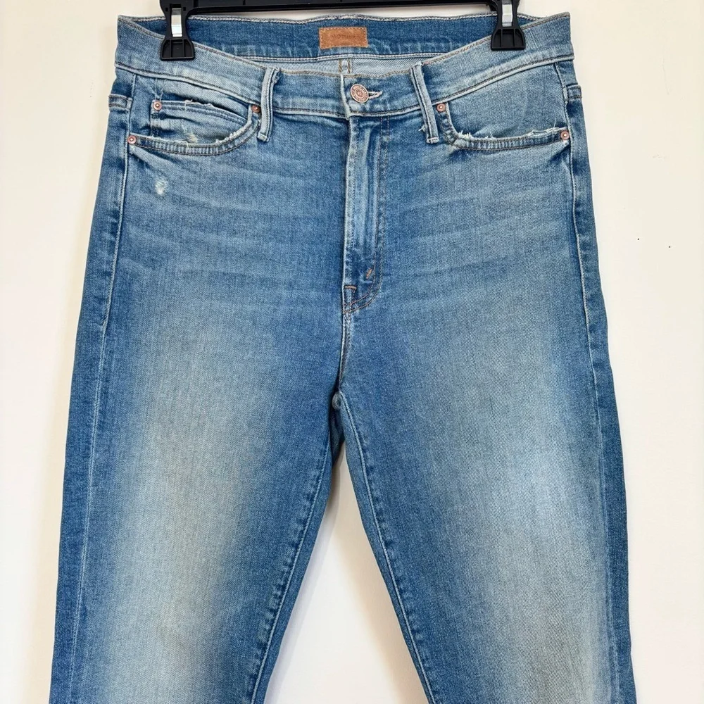 Mother Women"s 29 High Waisted Rascal Ankle Jeans Love Gun Distressed Frayed Hem - Picture 3 of 16